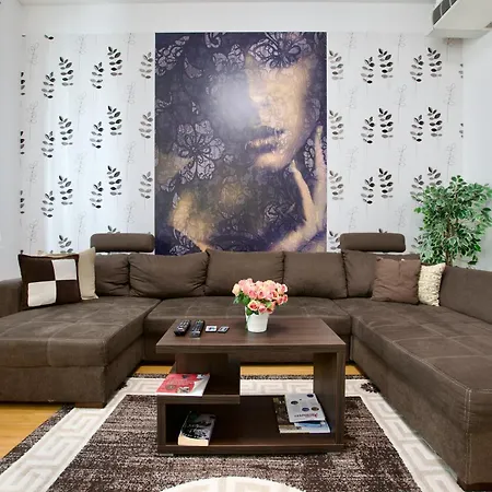 Premium By Hi5 - Vitkovics Appartement